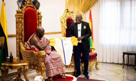 UPSA Management Pays Courtesy Call on Otumfuo Osei Tutu II Ahead of 60th Anniversary Celebrations